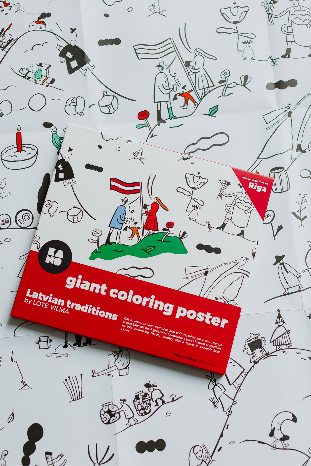 XXL giant coloring poster Latvian traditions, isbn 978-9934-8993-1-7, poster box on top of coloring poster
